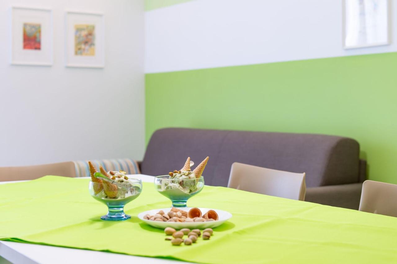 Fruttadamare Apartment ปอร์โตเรกานาติ ภายนอก รูปภาพ