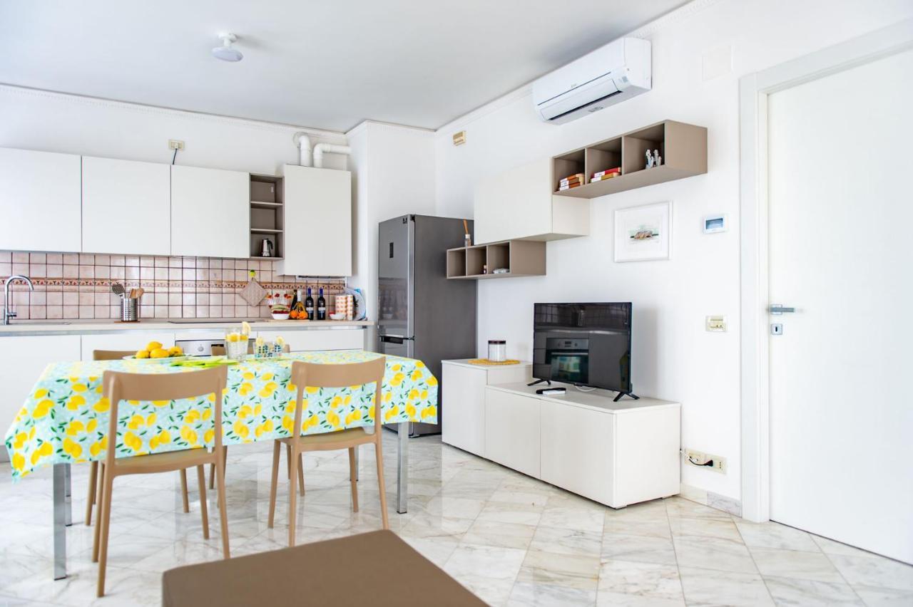 Fruttadamare Apartment ปอร์โตเรกานาติ ภายนอก รูปภาพ